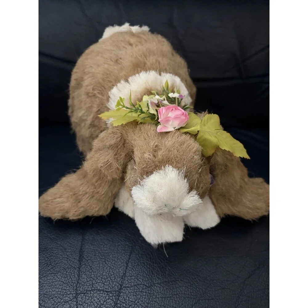 Pier 1 Sisal Straw Girl Bunny Rabbit Flowers Easter Tan & White Laying Decor
